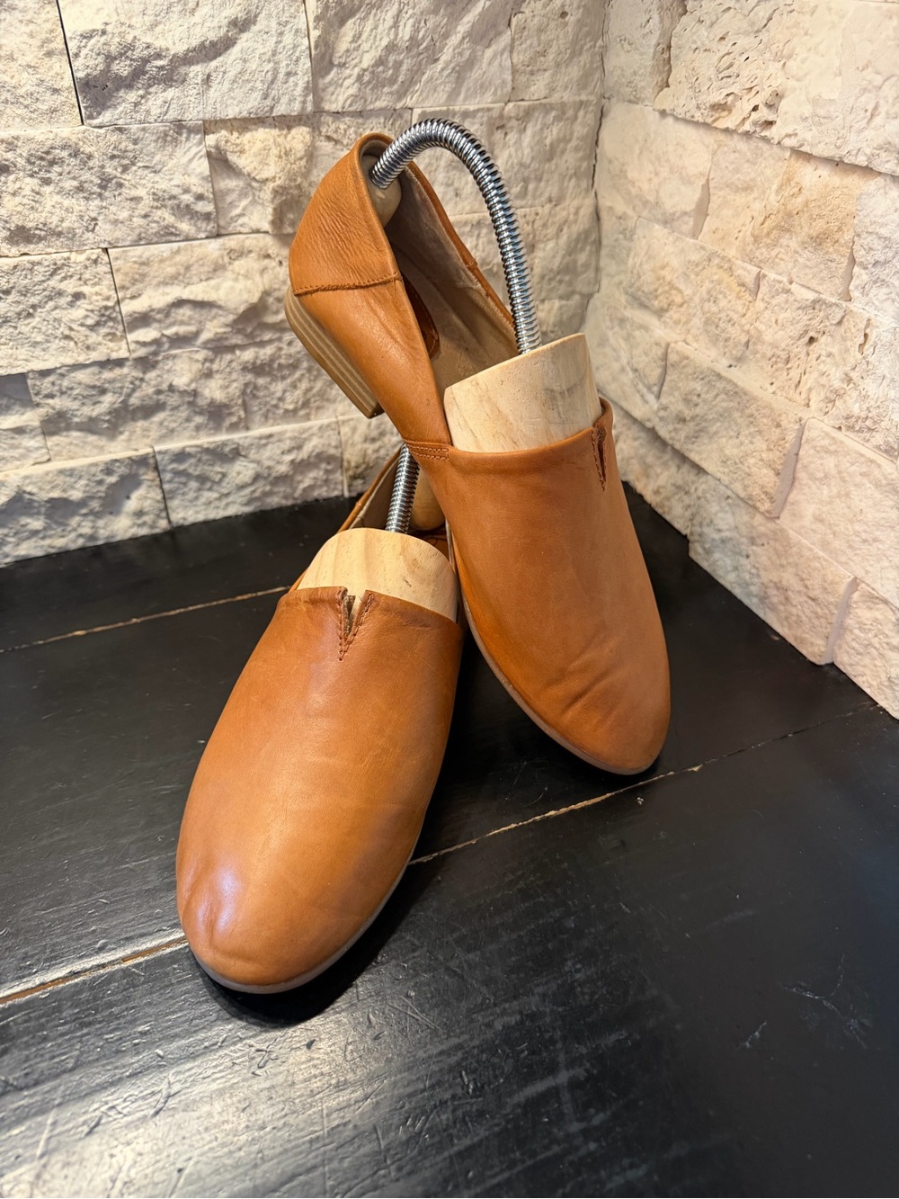 b.o.c Born Concepts Suree Leather Loafers Tan Cognac Slip-On Flats Women’s 8M